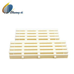 Grille <span class=keywords><strong>de</strong></span> <span class=keywords><strong>piscine</strong></span> antidérapante en plastique 18 / 20 / 25 / 30 / 35 / 40 cm pour gouttière <span class=keywords><strong>de</strong></span> trop-plein <span class=keywords><strong>de</strong></span> <span class=keywords><strong>piscine</strong></span> - Product Image 5