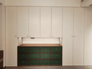 خزانة ملابس وخزانة تخزين على طراز باوهاوس لغرفة النوم، مناسبة أيضًا للمساحات مثل غرف المعيشة. - Product Image 4