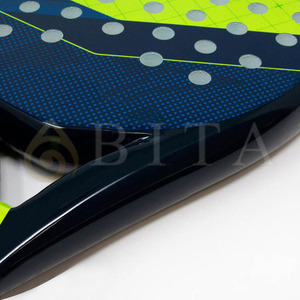 Raquette de padel légère et durable avec matériau de haute qualité en fibre de carbone, raquette de badminton, vente chaude, prix bas, raquette personnalisée - Product Image 4