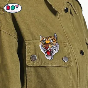 Diseño personalizado de la cabeza del tigre Logotipo de alta densidad parches de bordado sombrero