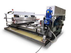 Máquina pulidora de bordes de vidrio de doble cara con control PLC, 16 motores, línea recta, 220V/380V, 40kW de potencia, para espesores de 3-18mm, alta eficiencia - Product Image 1