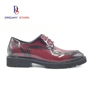 Mocasines Hechos a Mano con Diseño de Relieve a Cuadros, Zapatos de Hombre de Marca Original con Logotipo Personalizado en PU de Alta Calidad - Product Image 3