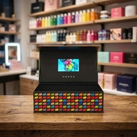 Boîte vidéo numérique avec écran LCD de 7 pouces, conçue sur mesure, matériaux recyclés, fermeture magnétique, laminage mat/brillant quadricolore, éponge