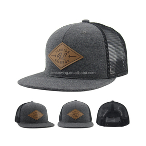 Gorra Trucker Estilo Richardson 112 Premium Personalizada con Parche de Cuero y Malla Gris Jaspeado para Uso Casual al Aire Libre - Product Image 3