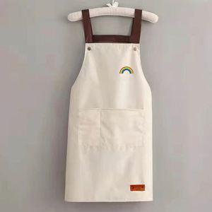 Tablier de cuisine unisexe imperméable et confortable à bretelles croisées, en PVC imprimé, avec logo personnalisé – Offre Spéciale - Product Image 6