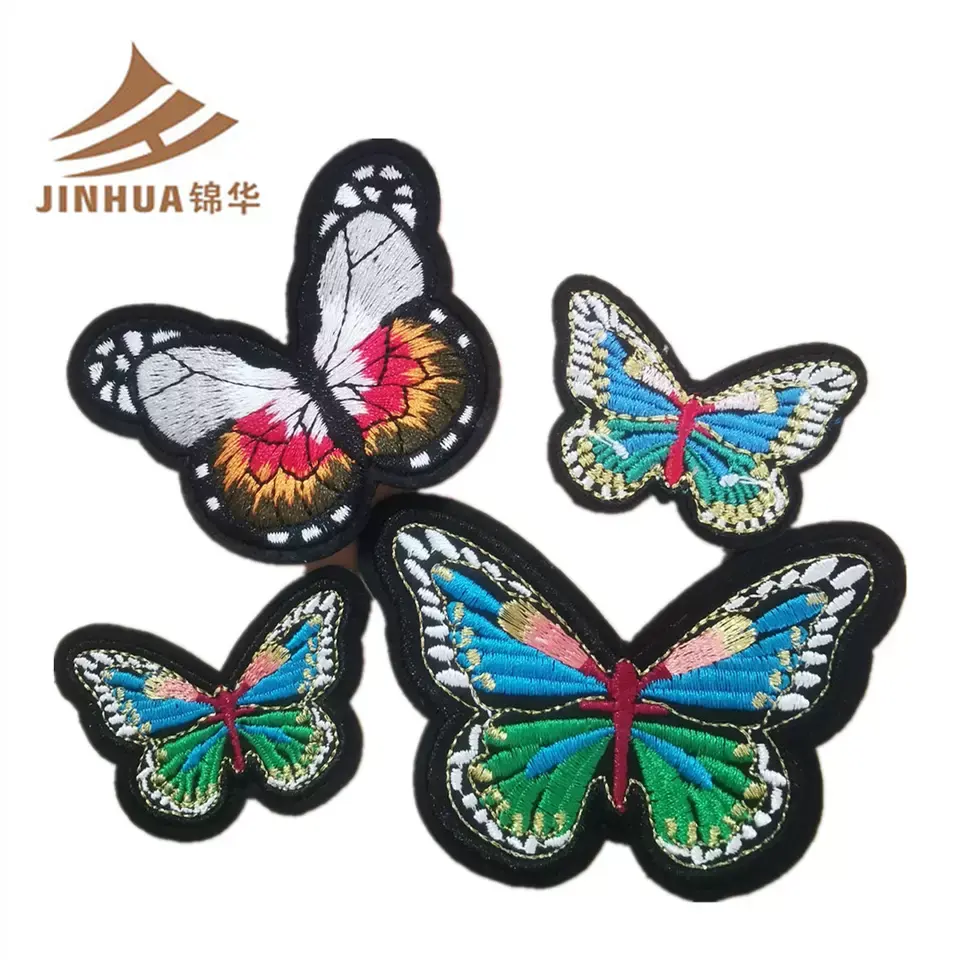 Patches de borboleta personalizados, patches de bordado de anime holográficos
