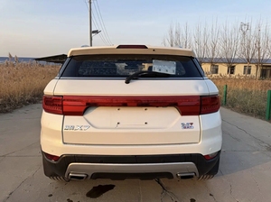 Landwind X7 2.0T SUV panoramique abordable <span class=keywords><strong>de</strong></span> 2016 - Voiture d'<span class=keywords><strong>occasion</strong></span> haute performance avec toit ouvrant panoramique, prête à être expédiée - Product Image 6