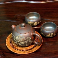 Plateaux et paniers vietnamiens, sets de dessous de verre et sets de tapis de table ronds, paniers décoratifs faits à la main pour le rangement avec poignée, plateaux de service en rotin pour le thé