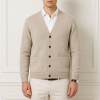Cardigan en maille pour homme, col en V, boutons, manches longues, couleur beige avoine, avec poches plaquées, personnalisable avec logo, fabrication OEM, vente en gros pour entreprises