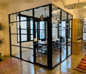 Cloison de séparation de <span class=keywords><strong>bureau</strong></span> <span class=keywords><strong>en</strong></span> <span class=keywords><strong>verre</strong></span> avec porte pliante, cadre <span class=keywords><strong>en</strong></span> aluminium, design <span class=keywords><strong>New</strong></span> <span class=keywords><strong>York</strong></span>, personnalisation 2022 - Product Image 1
