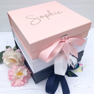 ชุดกล่องของขวัญสี่เหลี่ยมซ้อนสีสันสดใสสำหรับทุกโอกาส - Product Image 6