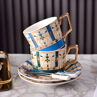 Ensemble de tasses à café et soucoupes turques de luxe de style marocain avec poignée dorée Tasse à thé de l'après-midi à cappuccino en céramique spéciale 230ml