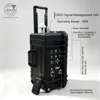 Unité de simulation de signal GNSS portable 4 bandes, portée 0,5-1 km, couverture omnidirectionnelle 360°, boîtier IP65, batterie 24h, contrôle à distance de trajectoire de drone