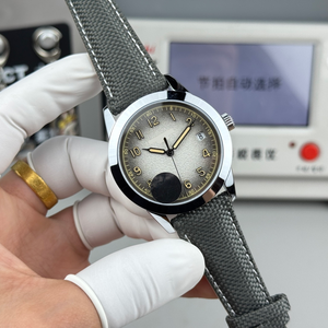 Elegant vintage men's <b>watch</b>, automatic <b>mechanical</b> <b>watch</b>, automatic winding business <b>watch</b>. - Product Image 3