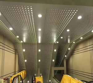 Panneau mural 3D moderne en aluminium plaqué pour façade extérieure Carreaux de plafond artistique pour centre commercial hôtel hôpital Métal <span class=keywords><strong>d</strong></span>écoratif - Product Image 2