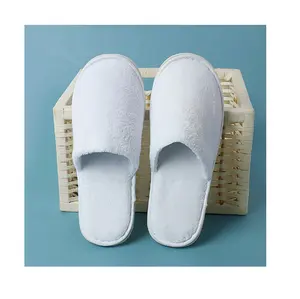 OEM Logo Disposable Hotel Spa Indoor Slippers Recycling Mens Velvet Slippers Shoes for Hotel Guest