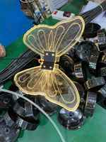Lumières décoratives de Noël en forme de papillon LED mobiles