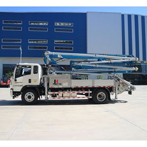 Camión Bomba de Concreto Pequeño Mini de 25m con Chasis Howo 4x2 de la Marca JIUHE de Fábrica China en Venta - Product Image 3