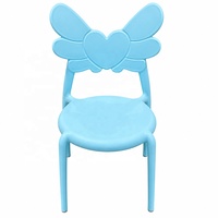 Chaise d'enfant moderne et simple en plastique empilable avec dossier papillon pour fête d'anniversaire, fête en plein air, mariage