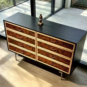 Aparador Moderno de Mediados de Siglo con Chapa de Madera de Burl, Gabinete de Almacenamiento con 8 Cajones, Patas de Metal Pulido, Mueble para Sala de Estar - Product Image 1