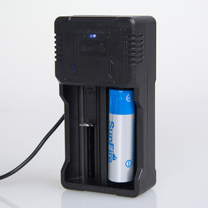 Chargeur de batterie SupFire à double emplacement 10W, charge de batterie standard pour cellules rechargeables - Product Image 1