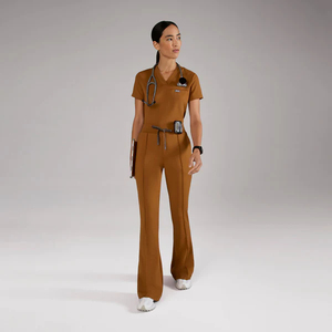 Divisa Ospedaliera Personalizzata con Logo, Set Unisex per Infermieri, Uniforme Medica in Spandex XL - Product Image 1