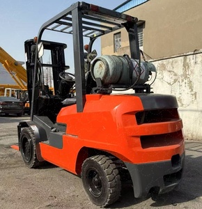 Montacargas Usados Originales de Japón, Fd30 de 3 y 5 Toneladas, Diésel Komatsu TCM MITSUBISHI LPG 2.5T 3T 5T, Mejor Precio en Shanghái, EN VENTA - Product Image 4