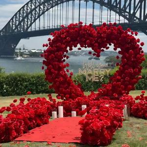 Offre Spéciale – <span class=keywords><strong>Arche</strong></span> de fleurs en forme de cœur pour mariage, décoration florale artificielle en roses rouges, <span class=keywords><strong>vente</strong></span> en gros - Product Image 1