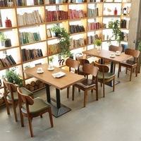 Ensemble de mobilier commercial pour restaurant, table et chaises modernes en bois massif pour hôtel, café et solution de projet de restauration rapide