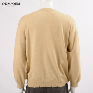 เสื้อสเวตเตอร์ผู้ชายแบบถักลายแจ็คการ์ด คอวี  รับผลิตแบบ OEM & ODM พร้อมปักโลโก้ตามสั่ง  เสื้อไหมพรมดีไซน์เนอร์สำหรับฤดูหนาว ผลิตจากผ้าฝ้าย - Product Image 4