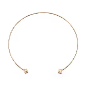 ปลอกคอสแตนเลสประดับเซอร์คอนทรงสี่เหลี่ยมสำหรับผู้หญิง - Product Image 4