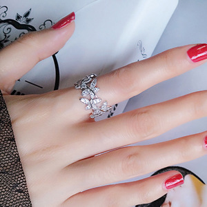 Anillo de cóctel para mujer Q846, tono dorado, circonita cúbica marquesa con engaste pavé, diseño de plantas, anillos de moda para boda - Product Image 3