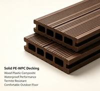 Revêtement de terrasse en composite bois-plastique (WPC) PE solide haute densité pour projets commerciaux extérieurs de villas et d'hôtels