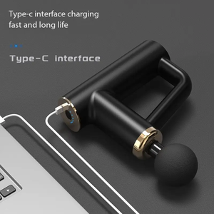 Nuevo producto <span class=keywords><strong>Triangle</strong></span> <span class=keywords><strong>MINI</strong></span> pistola de masaje con 4 cabezales de masaje <span class=keywords><strong>Mini</strong></span> pistola de fascia de percusión de tejido profundo para atletas, Relax, negro - Product Image 2