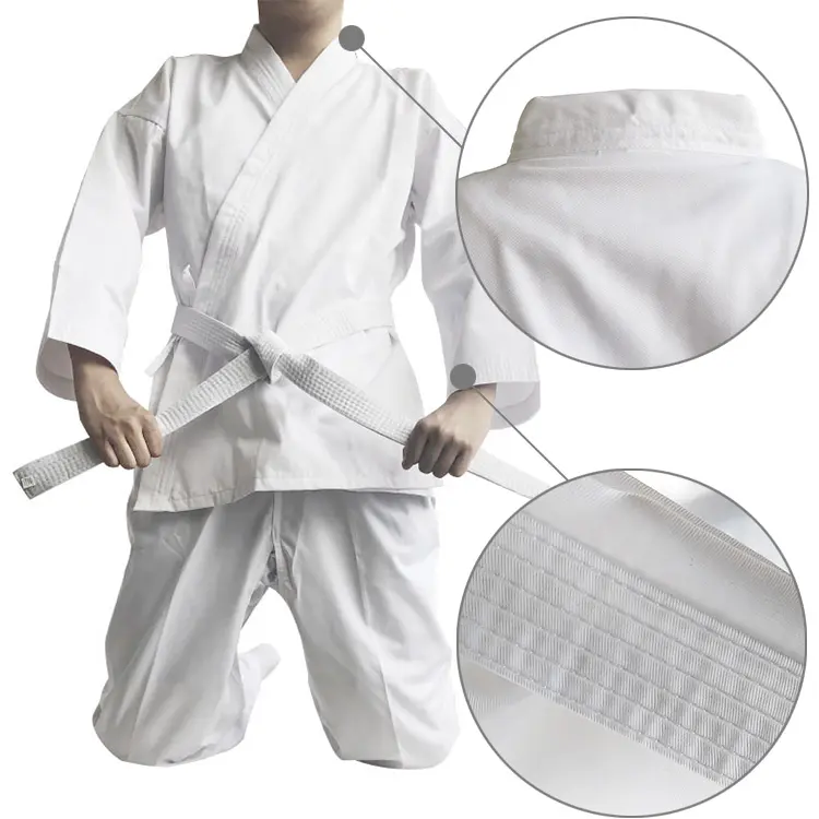 Muster kostenloser Versand Woosung WKF zertifizierte Kampfkunst Karate-Anzug-Uniformen