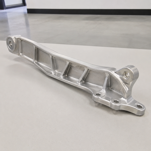 Support en aluminium forgé 6061-T6 sur mesure OEM, fabriqué selon les plans, pour le montage de machines et les pièces d'équipement - Product Image 2
