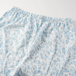 Pigiama da donna con scollo a V e maniche lunghe, casual, in cotone, con stampa leopardata, completo di pantaloni e camicia da <span class=keywords><strong>notte</strong></span> - Product Image 5