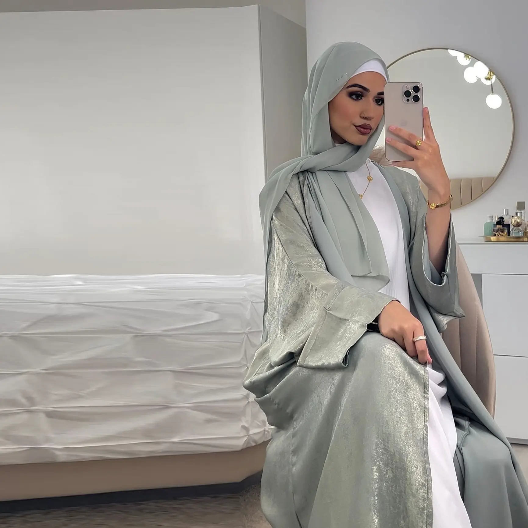 Arab Dubai busana kasual Satin terbuka Kimono Abaya Muslim wanita pakaian Lebaran Turki Maroko Kaftan Saudi jubah 2024 baru