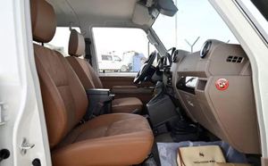 TOYOTA Land Cruiser <span class=keywords><strong>79</strong></span> USADO, CAMIONETA DOBLE CABINA - Product Image 6