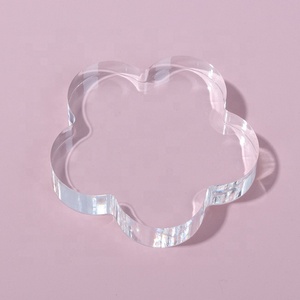 Trasparente acrilico Prop ornamento piatto trasparente di cristallo sfondo <span class=keywords><strong>con</strong></span> cerchio a forma di triangolo rettangolare a forma di fiore del cuore - Product Image 6