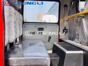Camion de pompiers 1SUZU avec réservoir d'eau et mousse, véhicule de lutte contre les incendies 4x2 manuel pour zones résidentielles et commerciales - Product Image 6