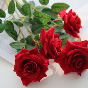 Roses artificielles pour décoration de mariage, vente en gros, fausses fleurs rouges et flanelle, pièce centrale, pour un mariage - Product Image 5