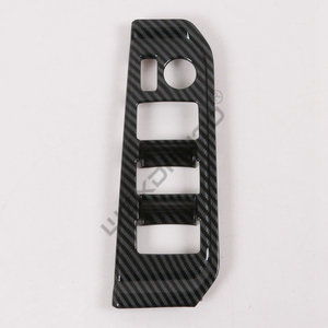 Cache-interrupteur de lève-vitre WZXD motif fibre de carbone, amélioration intérieure, accessoires auto pour Land Cruiser LC300 2022 2023 - Product Image 5