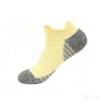Chaussettes de cheville en polyester et nylon, motif rayé imprimé numériquement, logo personnalisé, évacuation de l'humidité, respirantes, tricotées, pour la course, avec revers, collection automne