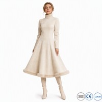 Robe Midi Femme Col Roulé Effet Daim 300G à Manches Longues et Bordure en Fausse Fourrure, Style Luxe Alpin Whistler, Personnalisable, Vente en Gros