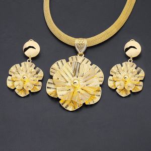 Jxx Hot Selling Large Flower Earrings and <b>Necklace</b> <b>Set</b> Dubai New Fashion Wedding Jewelry <b>Set</b> 24 Karat Gold Plated Cubic <b>Bridal</b> - Product Image 1