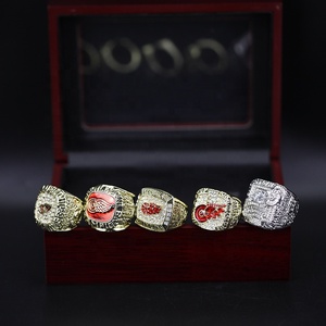Anillo Conmemorativo Retro Clásico de Alta Calidad del Campeonato de los Detroit Red Wings de <span class=keywords><strong>1986</strong></span>, 1997, 1998, 2002 y 2008 - Product Image 4