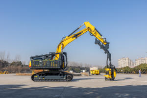 Orman İşleri İçin Hasat Başlığı ve Kepçeli Orman İş Makinesi - Product Image 3