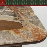 Table à manger de luxe GOLDKING en marbre multicolore avec incrustations de bois et finition sans joint CNC, veines marron, rouge et grises