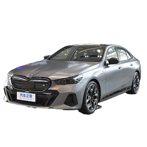 El B M W I5 2024 M60 XDrive Luxury High-Speed New Energy Sedan tiene un alcance de 570km - Product Image 1